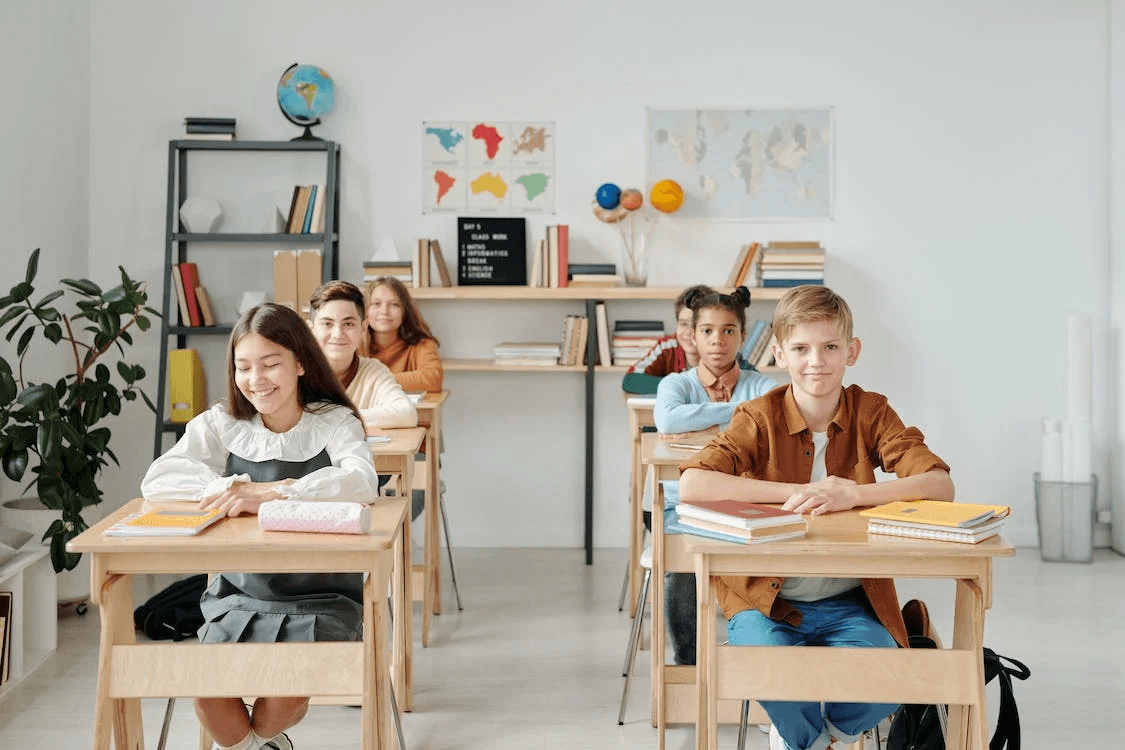 يشارك خبير الصحة العقلية نصائح للعودة إلى المدارس أكثر سلاسة