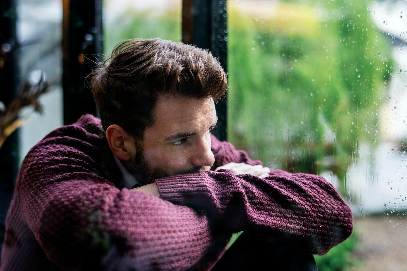 كيف خلق الوعي الإنساني الانفصال والبحث عن الوحدة