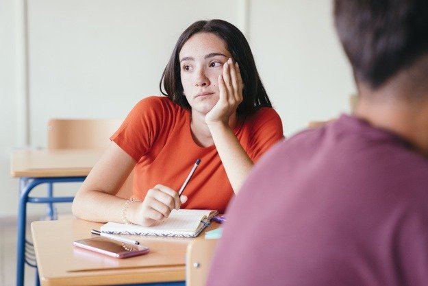 متلازمة الدجال شائعة بين طلاب الصيدلة على الرغم من النجاح الأكاديمي