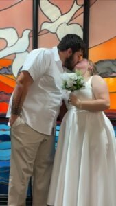 حفل الزفاف في المرأة – الحياة بين النساء