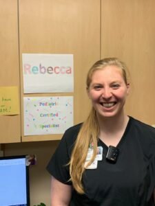 العلاج الطبيعي للأطفال: من المريض إلى المعالج